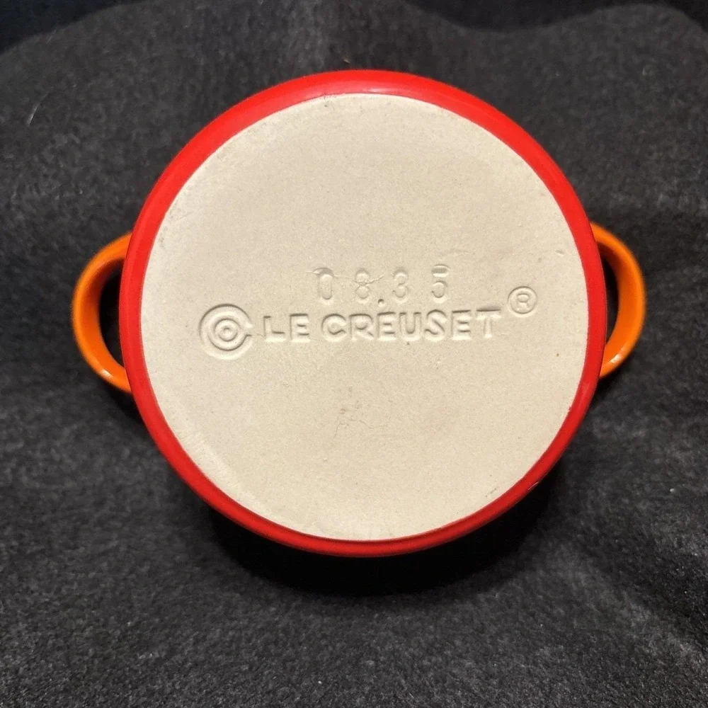 Le Creuset MINI ROUND COCOTTE 8oz Stoneware Volcanic Orange Cookware‎ No 0835